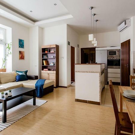 Downtown Delight Near The Basilica Apartment บูดาเปสต์ ภายนอก รูปภาพ